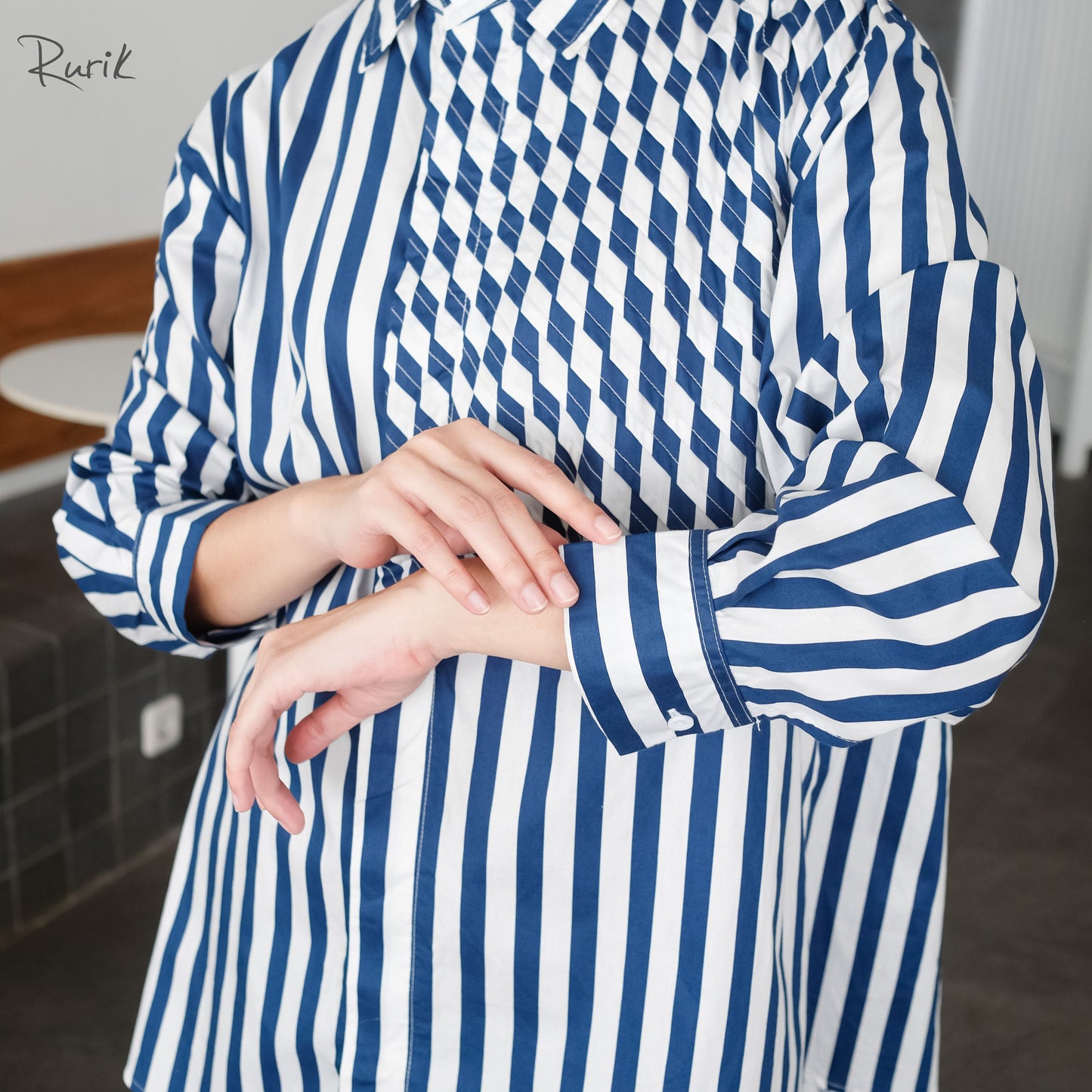 タヤシャツ