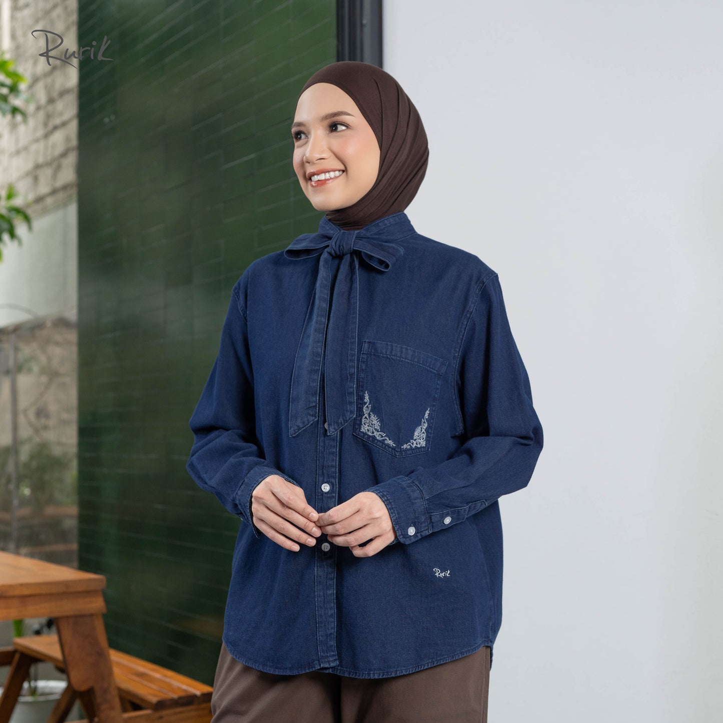 Lyon Embroidery Shirt