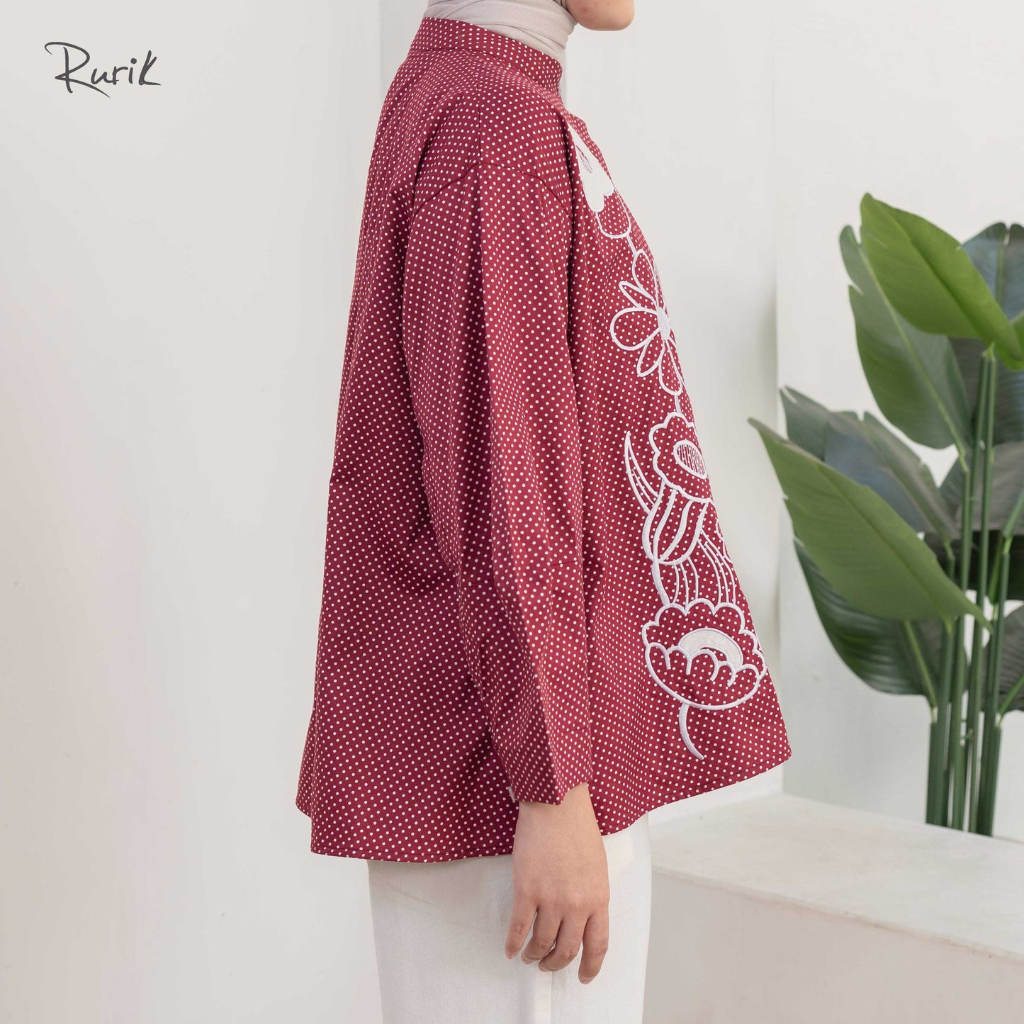 Biela Embroidery Shirt