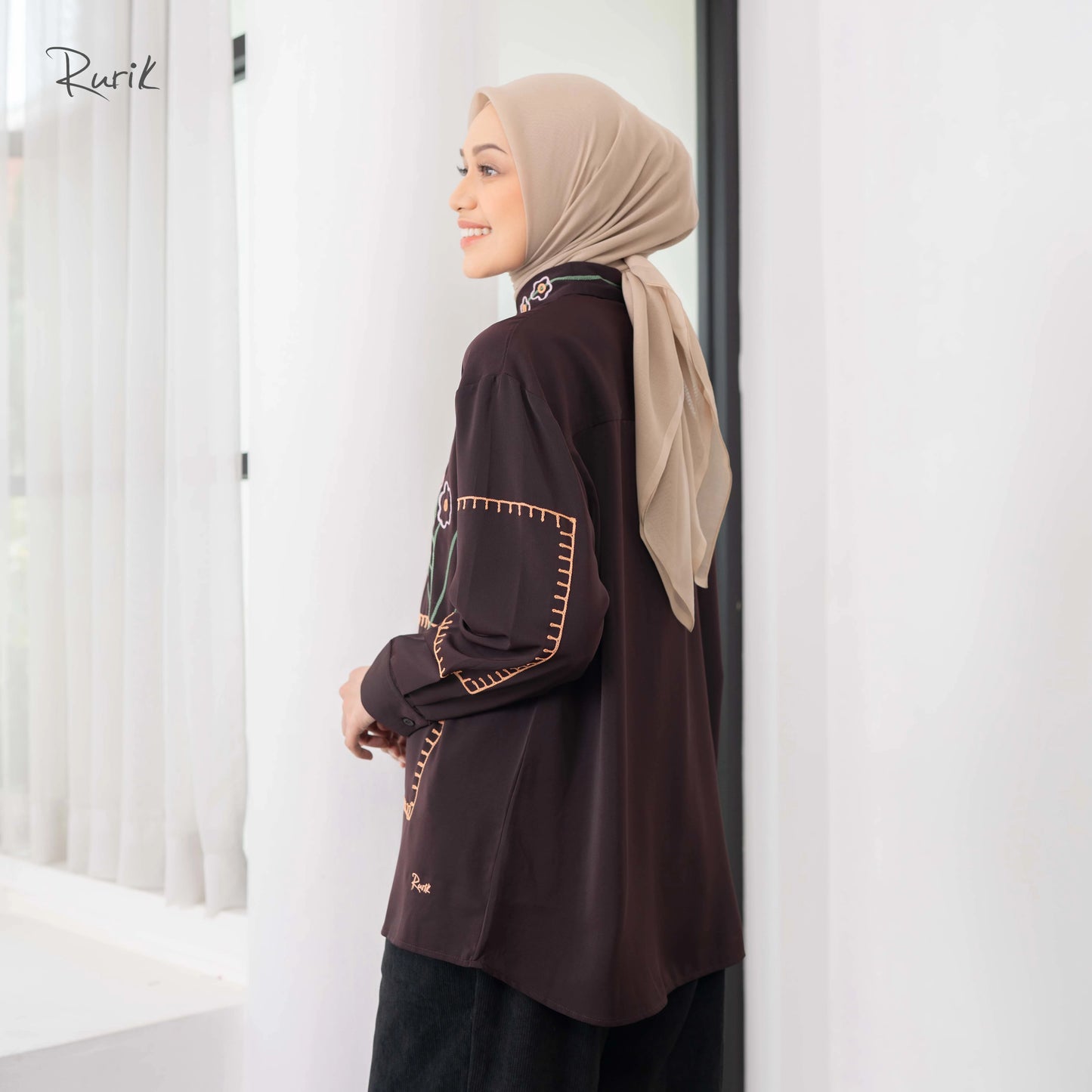 Nebian Embroidery Shirt