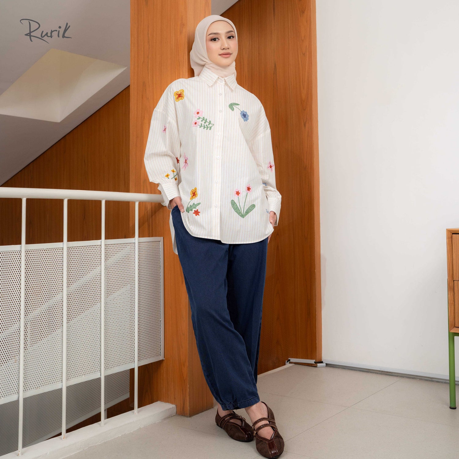 GRETA EMBROIDERY
SHIRT
