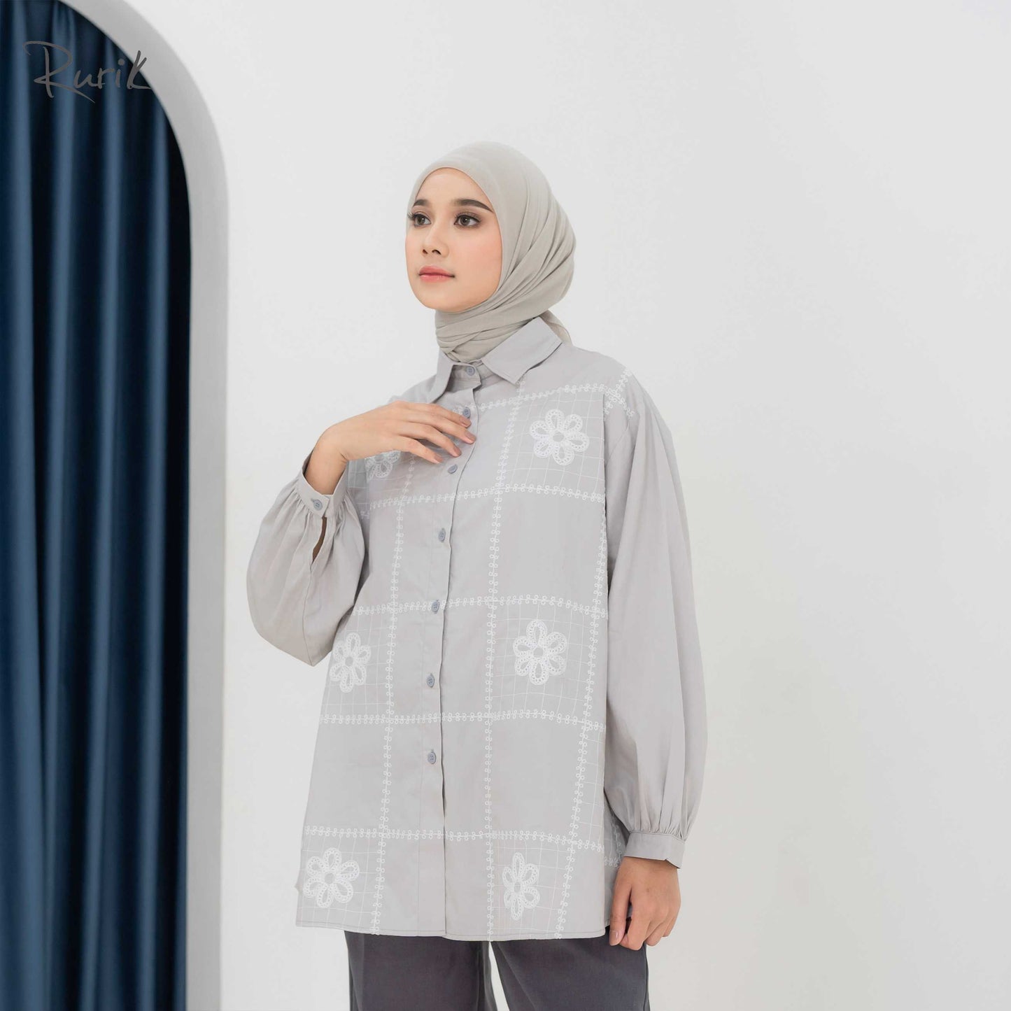 Rumora Embroidery Shirt
