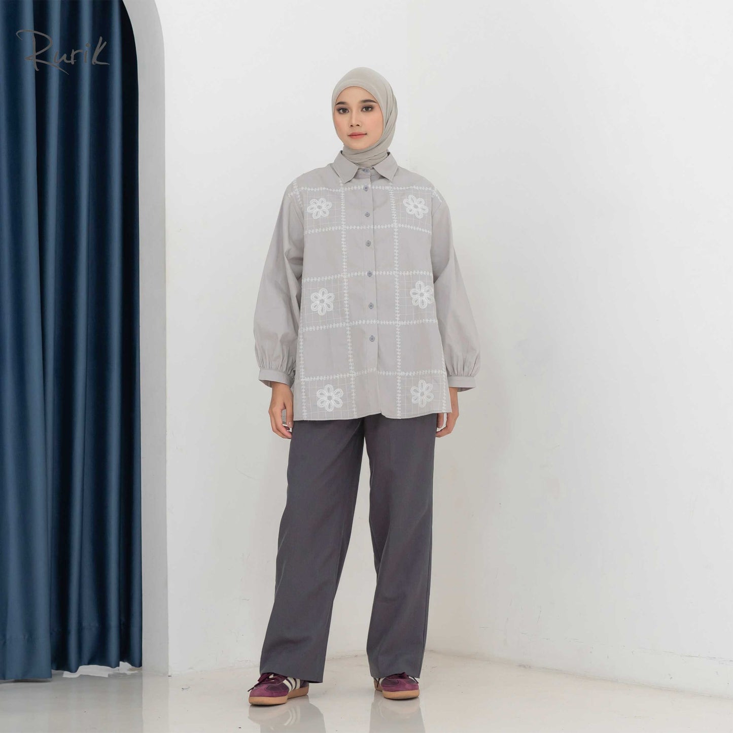 Rumora Embroidery Shirt