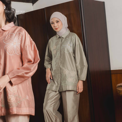 Velda Embroidery Shirt