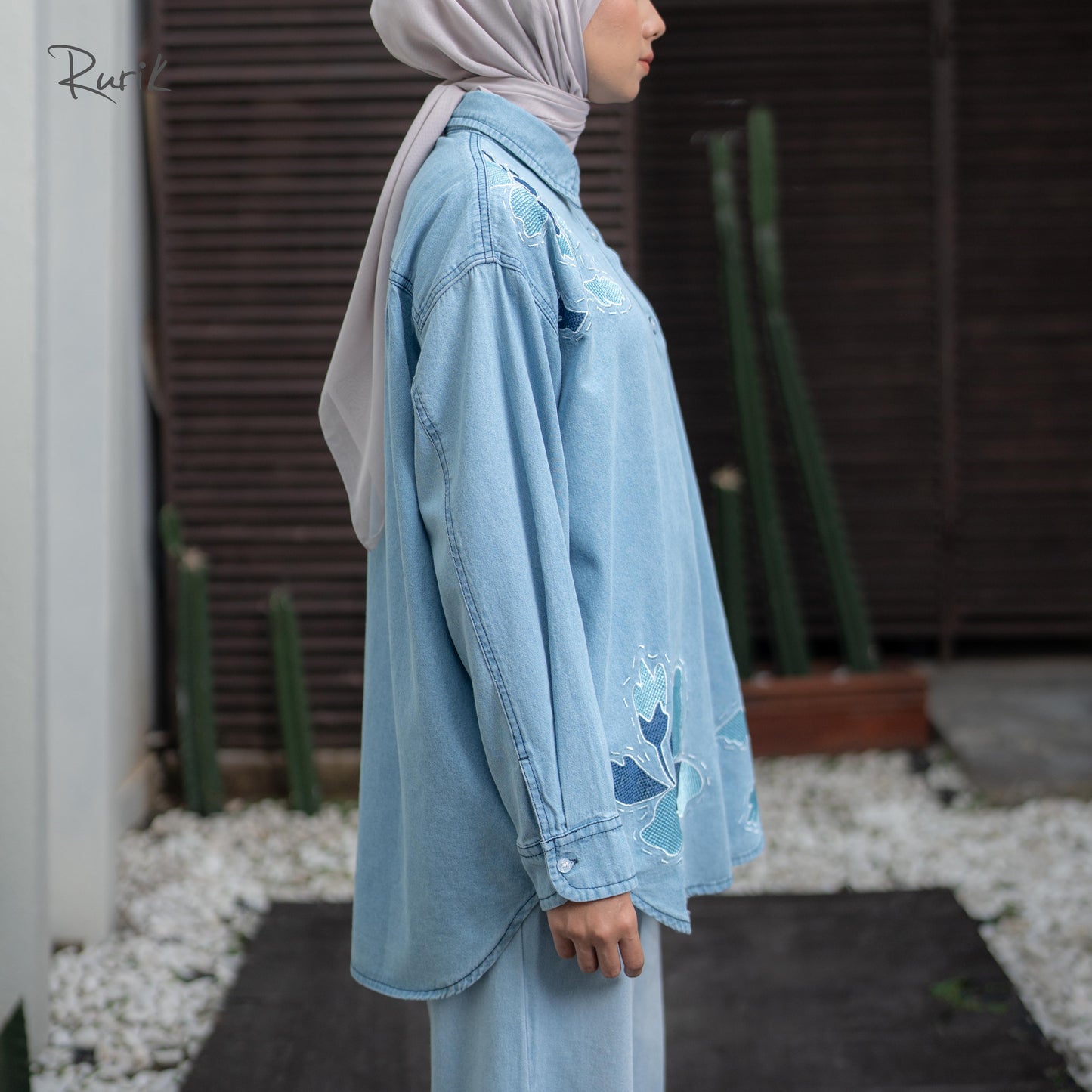 Degavi Embroidery Shirt