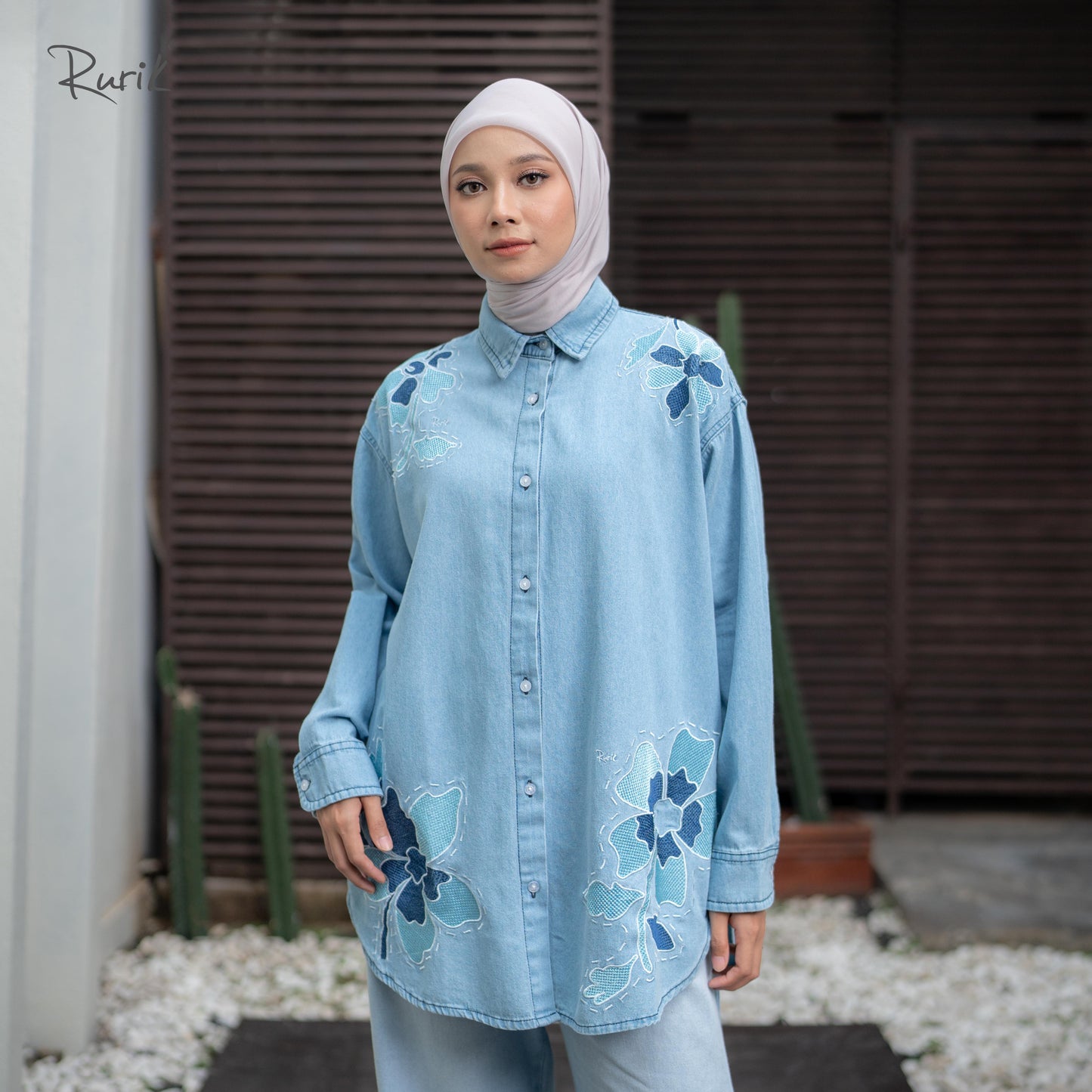 Degavi Embroidery Shirt