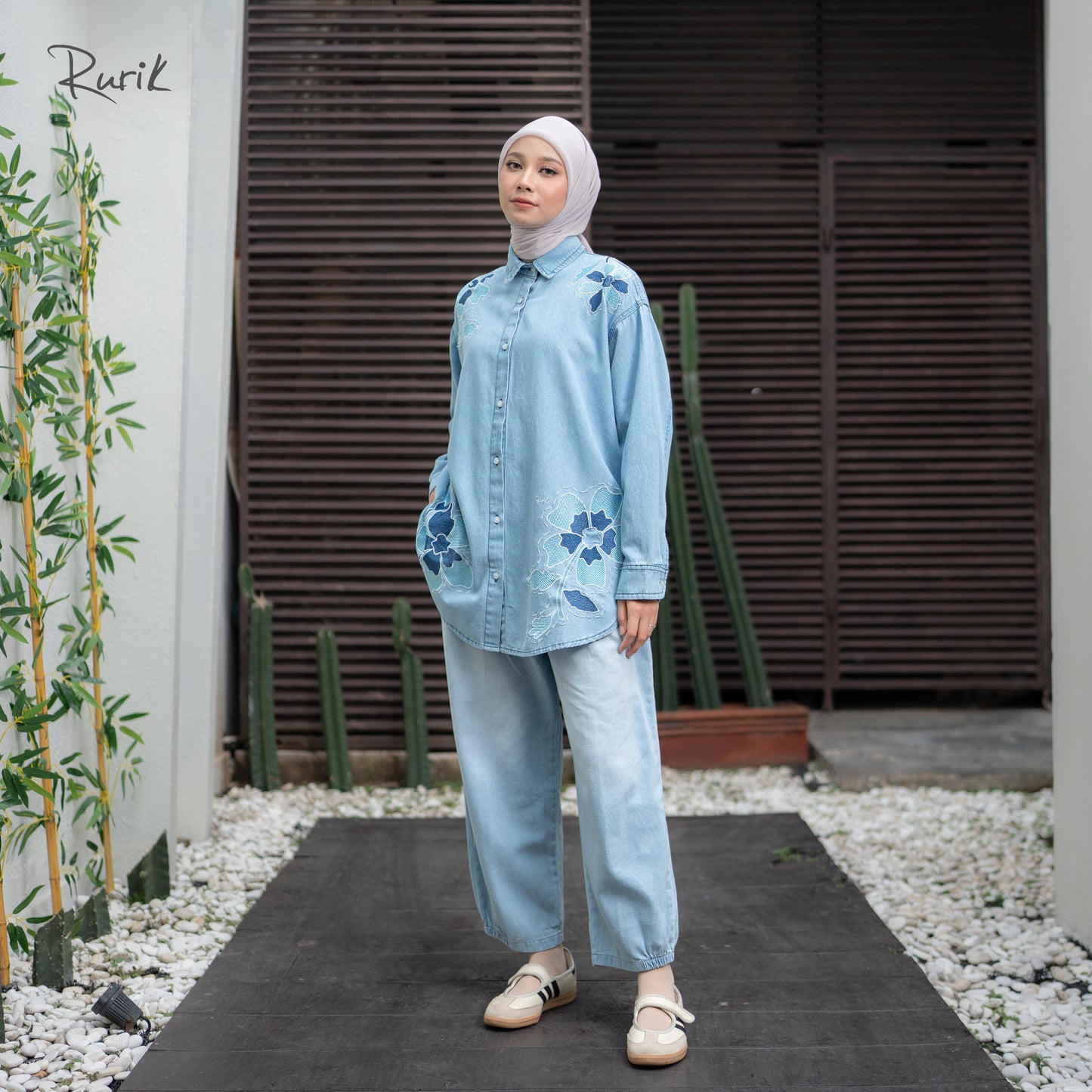 Degavi Embroidery Shirt