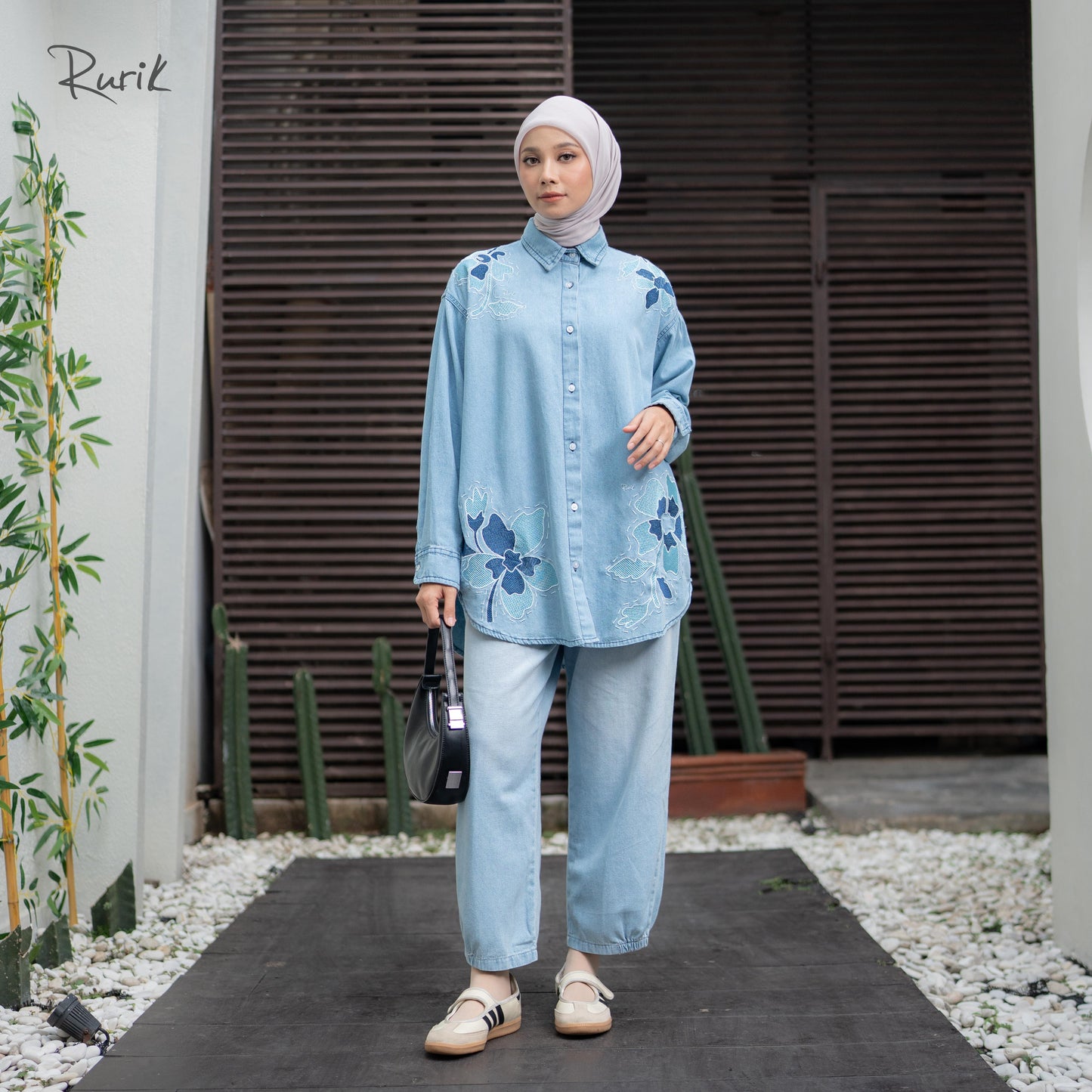 Degavi Embroidery Shirt