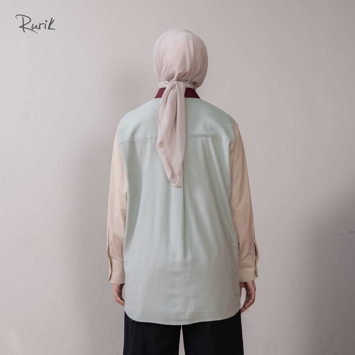 Delluna Embroidery Shirt