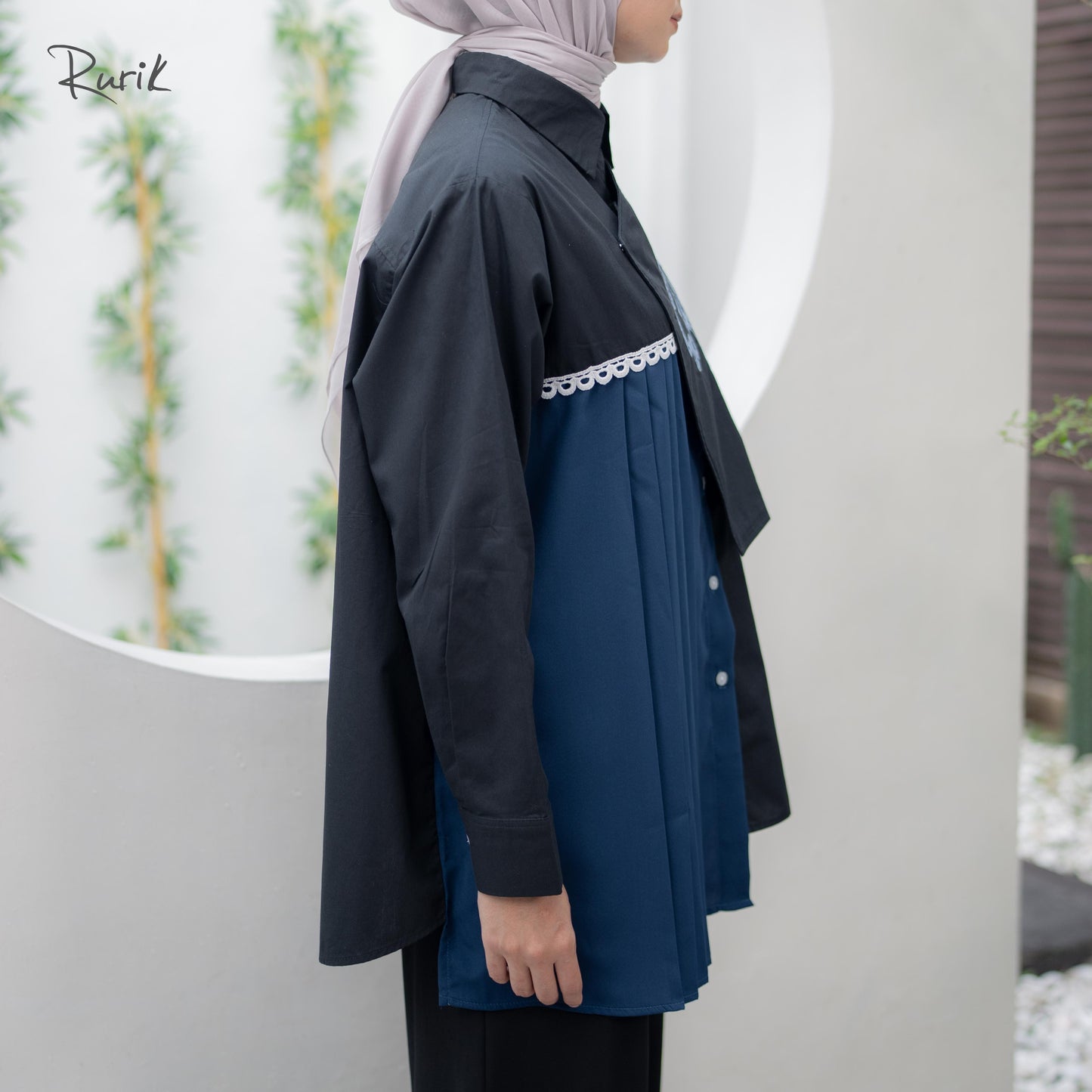 Carleens Embroidery Shirt