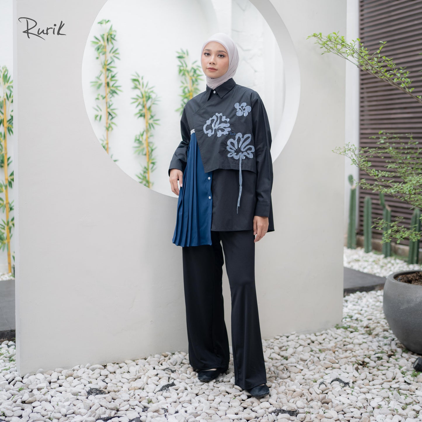 Carleens Embroidery Shirt