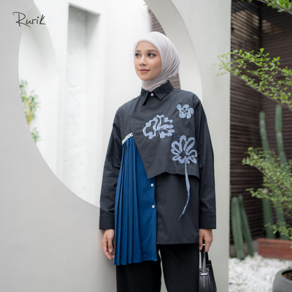Carleens Embroidery Shirt