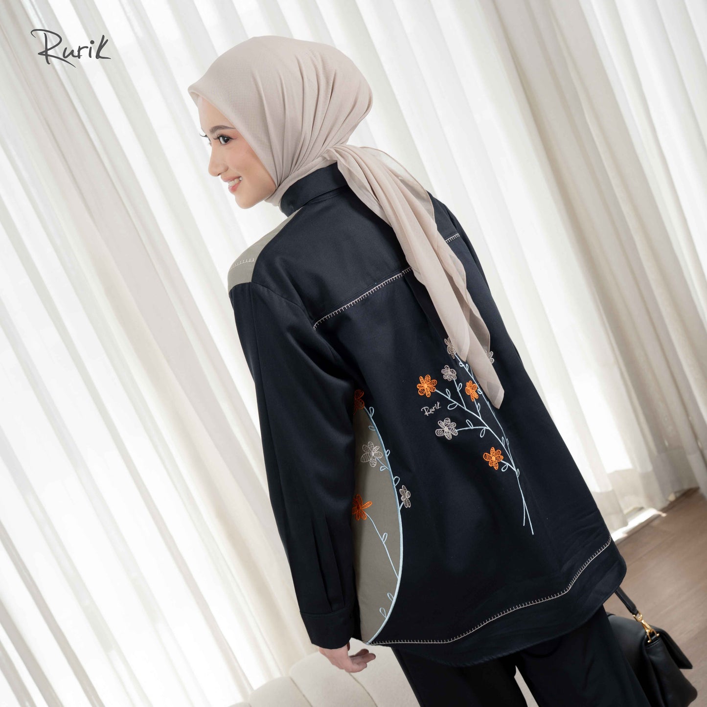 Hanza Embroidery Shirt