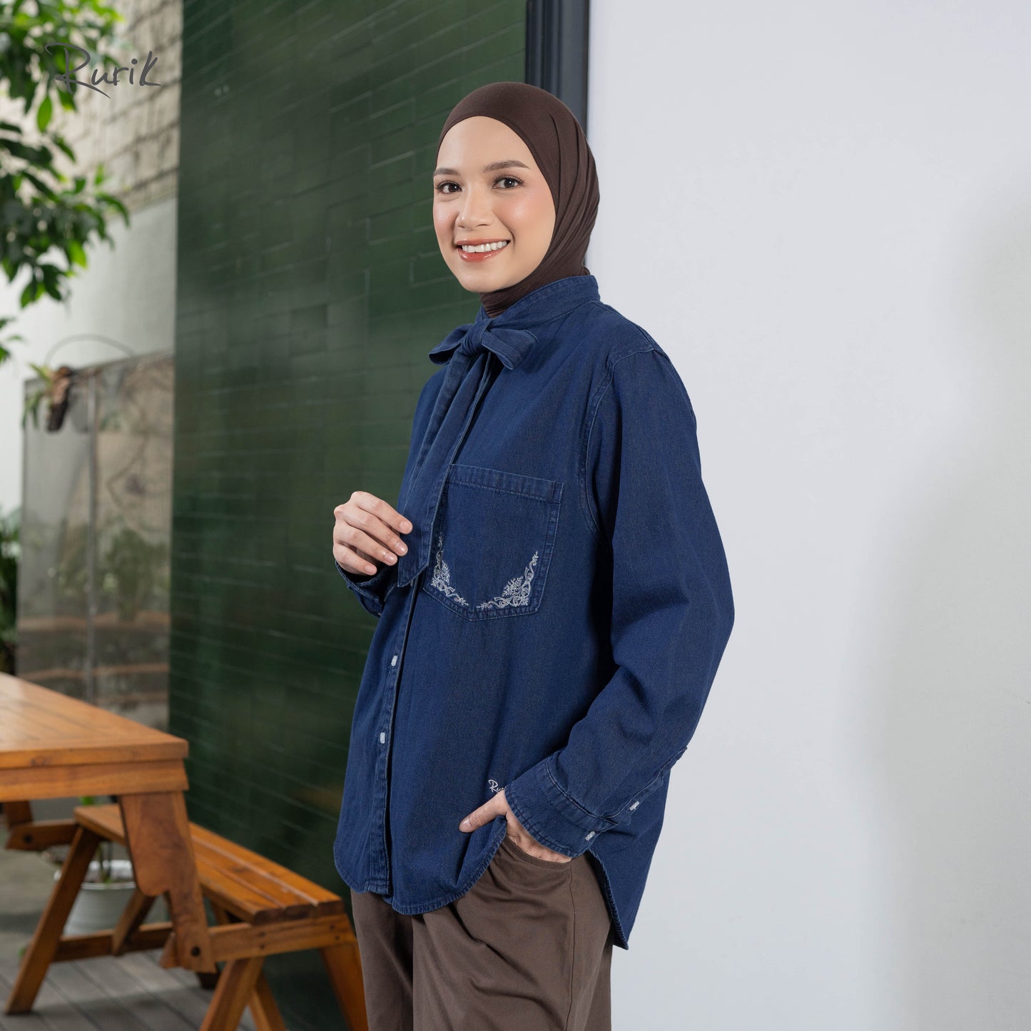 Lyon Embroidery Shirt