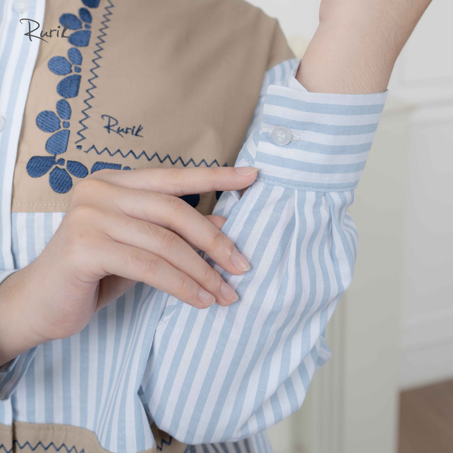 Naira Embroidery Shirt