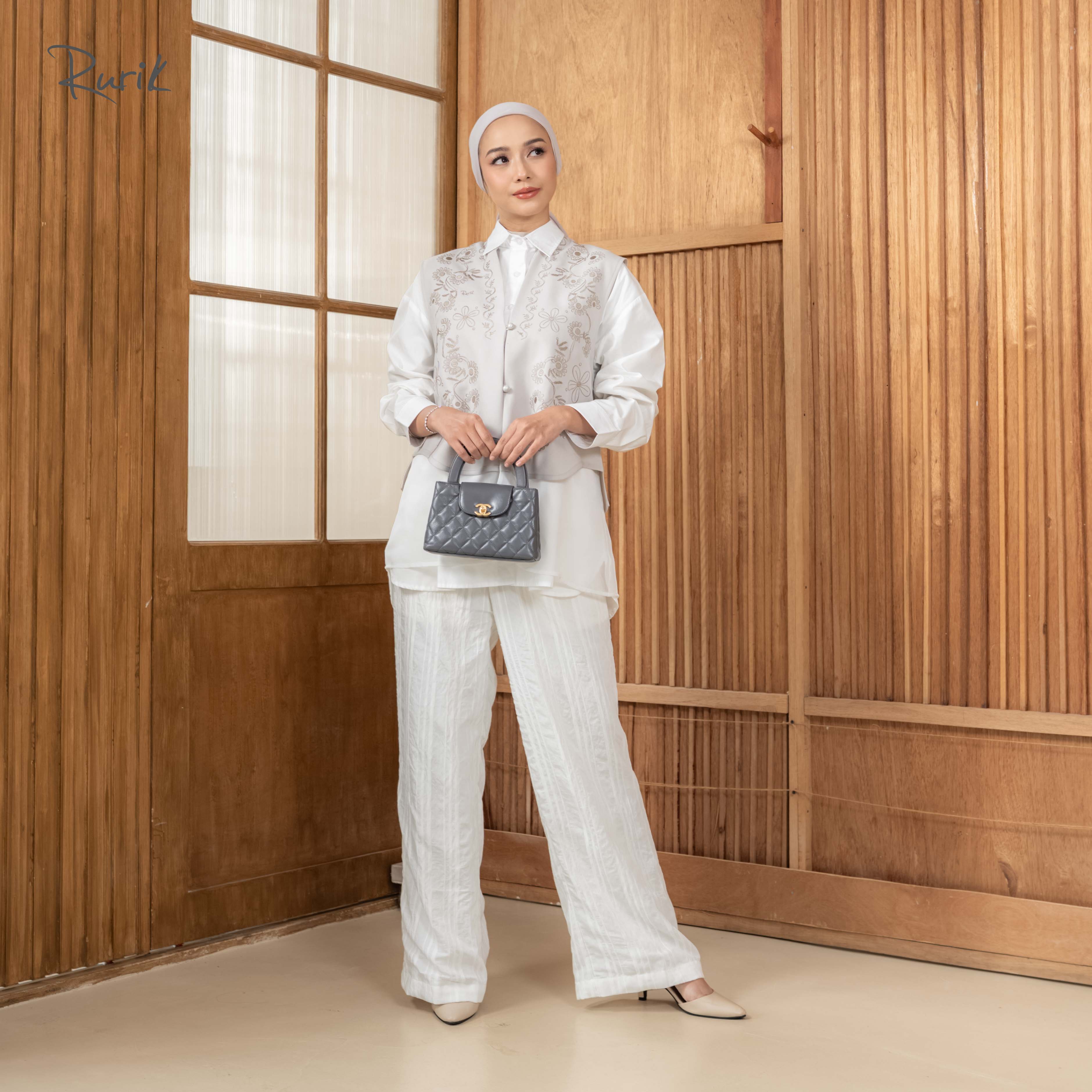 Lucia Embroidery Vest