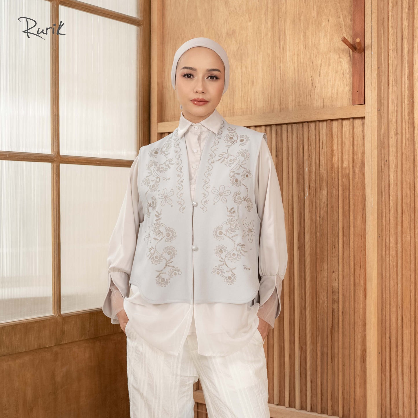 Lucia Embroidery Vest