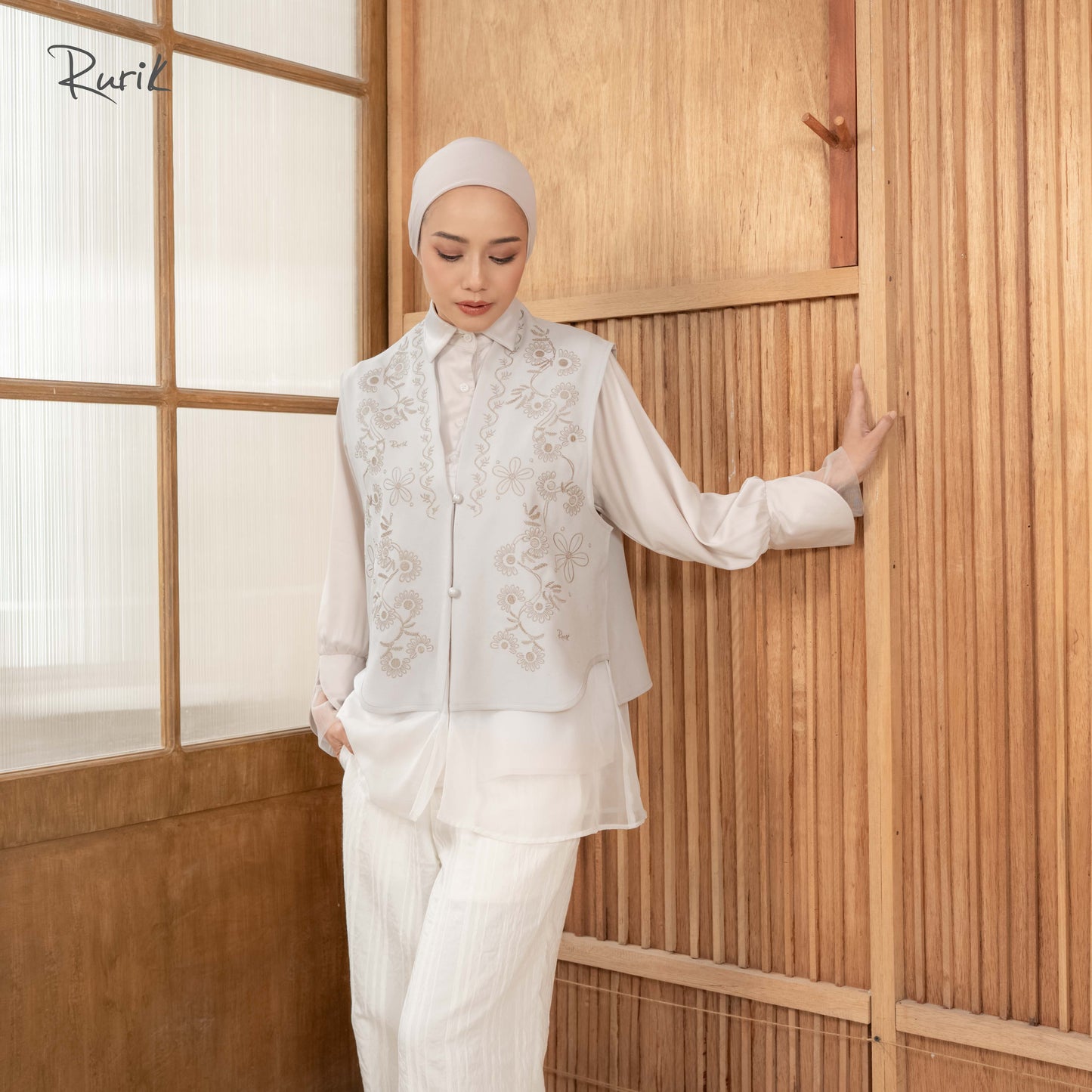 Lucia Embroidery Vest