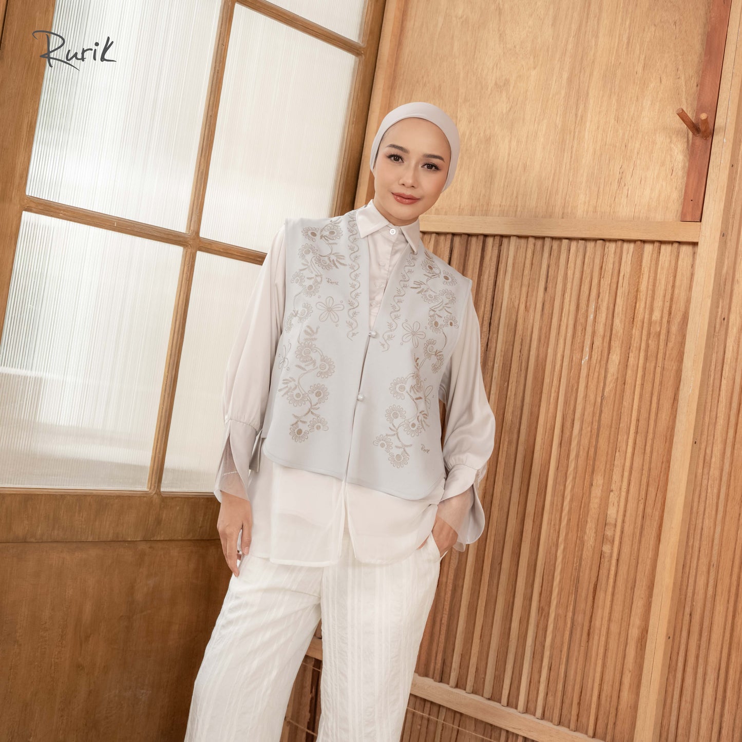 Lucia Embroidery Vest