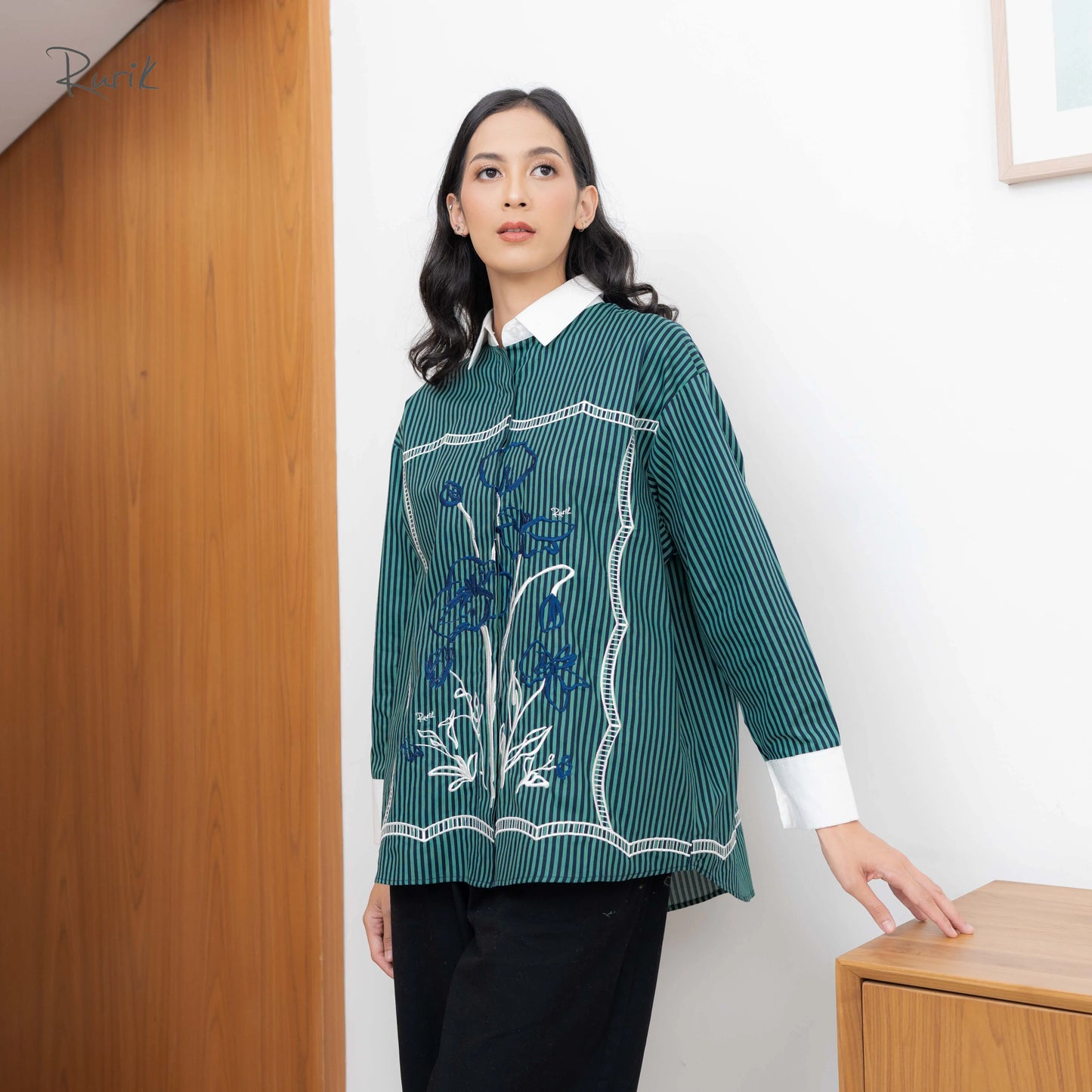 Veloria Embroidery Shirt
