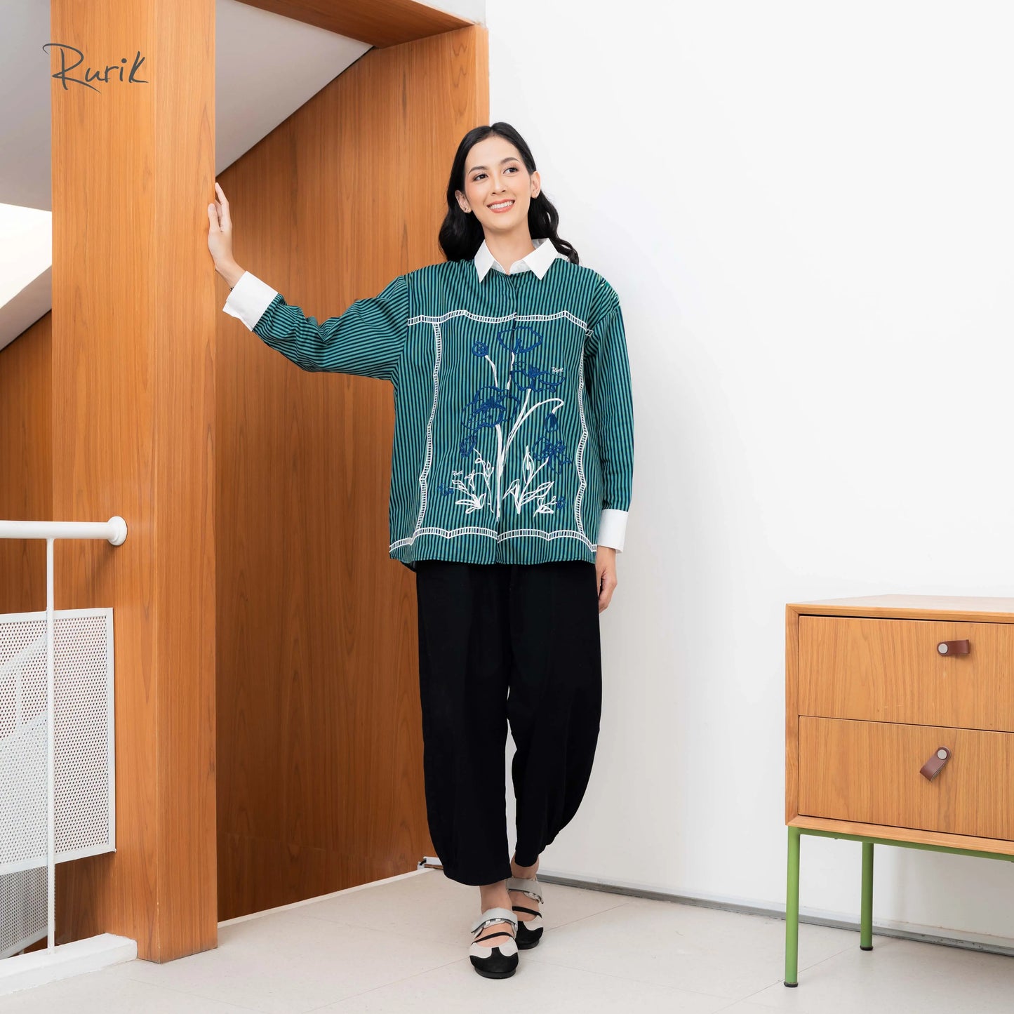 Veloria Embroidery Shirt