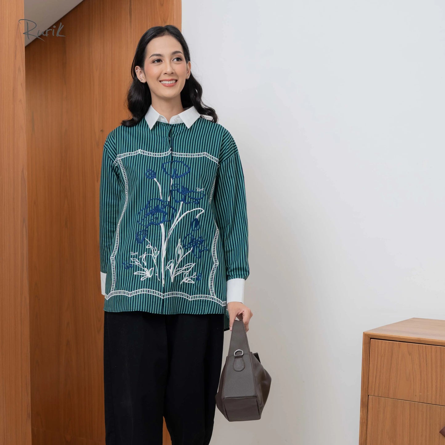 Veloria Embroidery Shirt