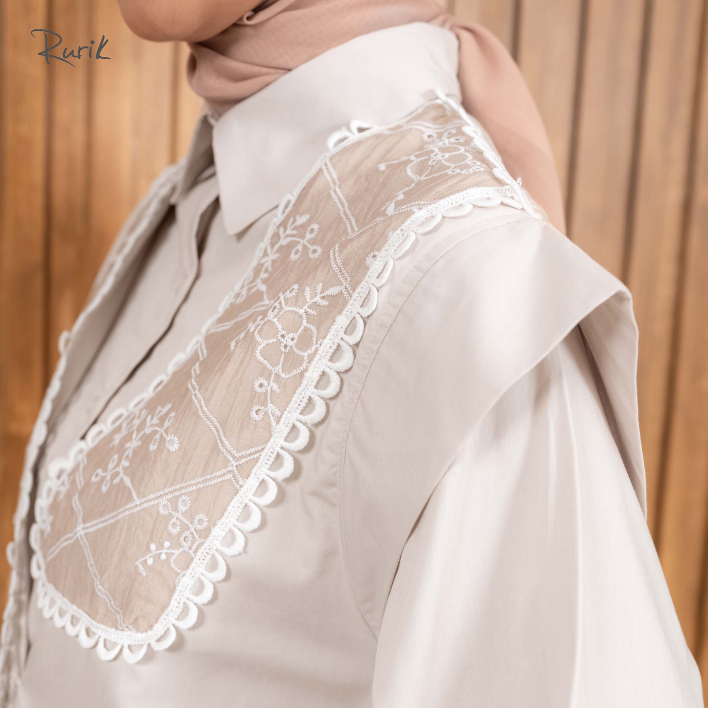 Casvia Embroidery Shirt