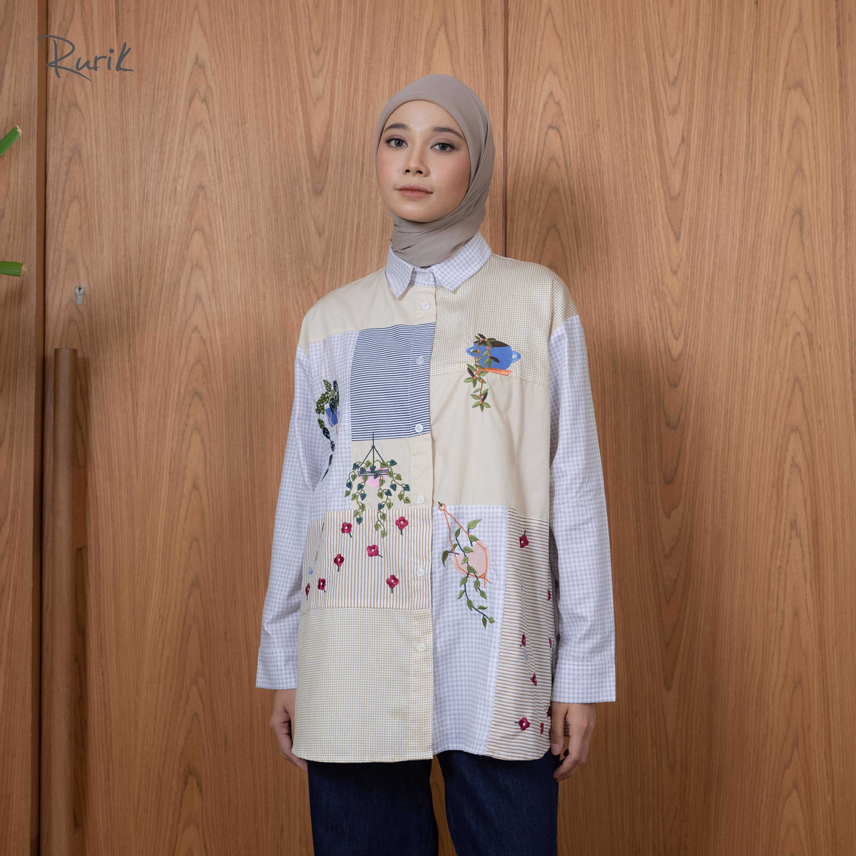 Niala Embroidery Shirt
