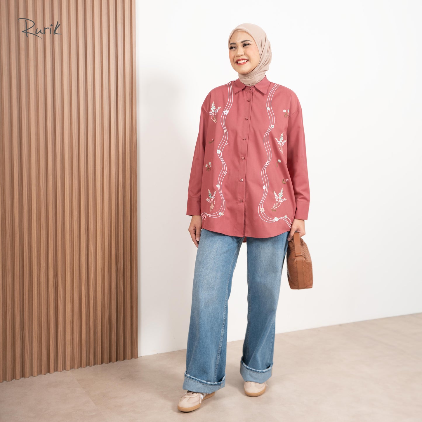 Fabia Embroidery Shirt