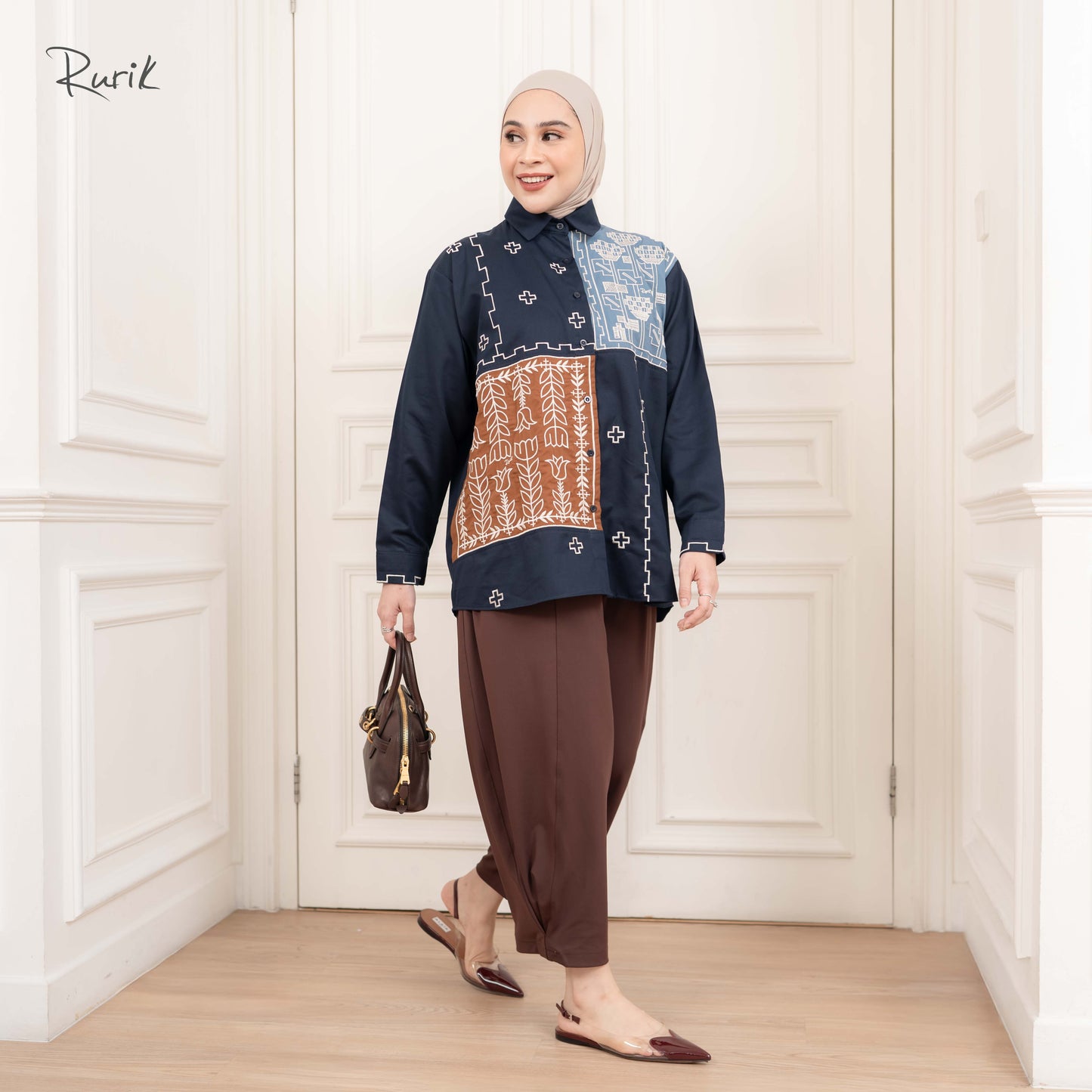 Noyra Embroidery Shirt