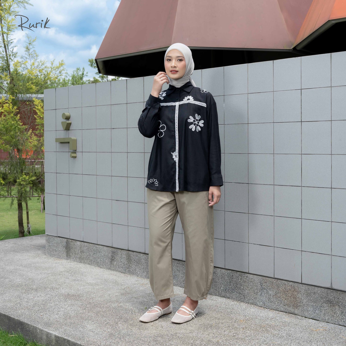 Iqzari Embroidery Shirt