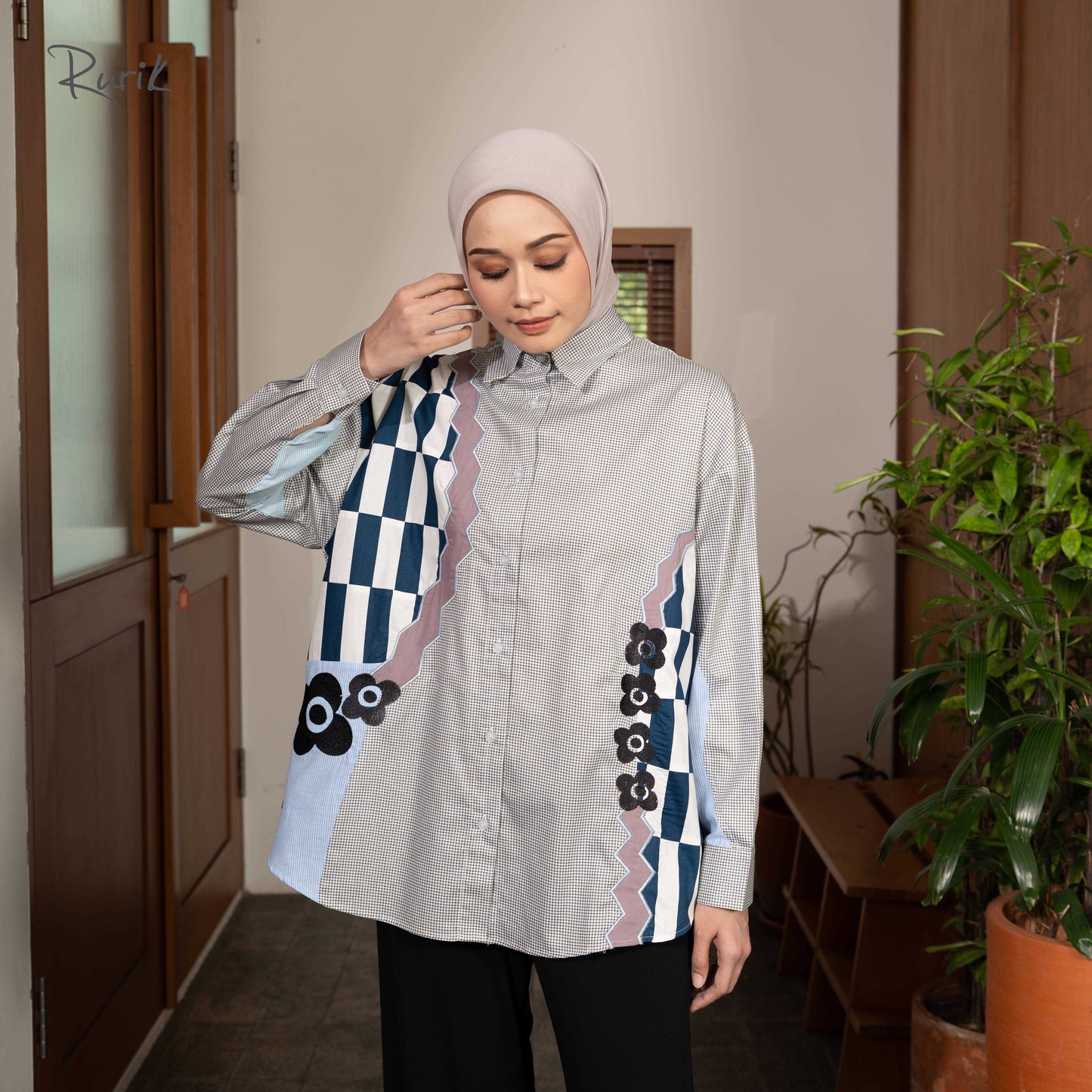 Keyra Embroidery Shirt