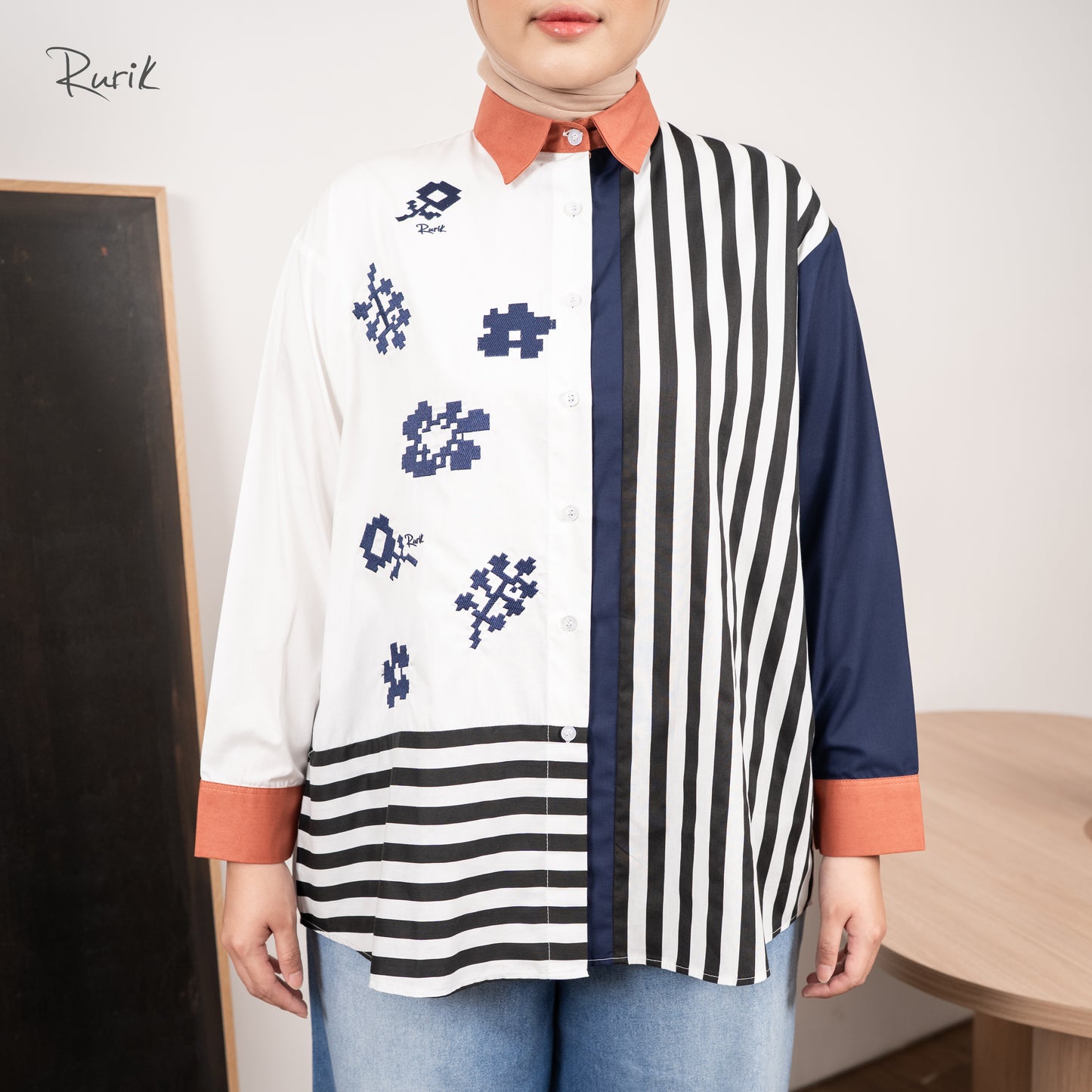 Vikama Embroidery Shirt