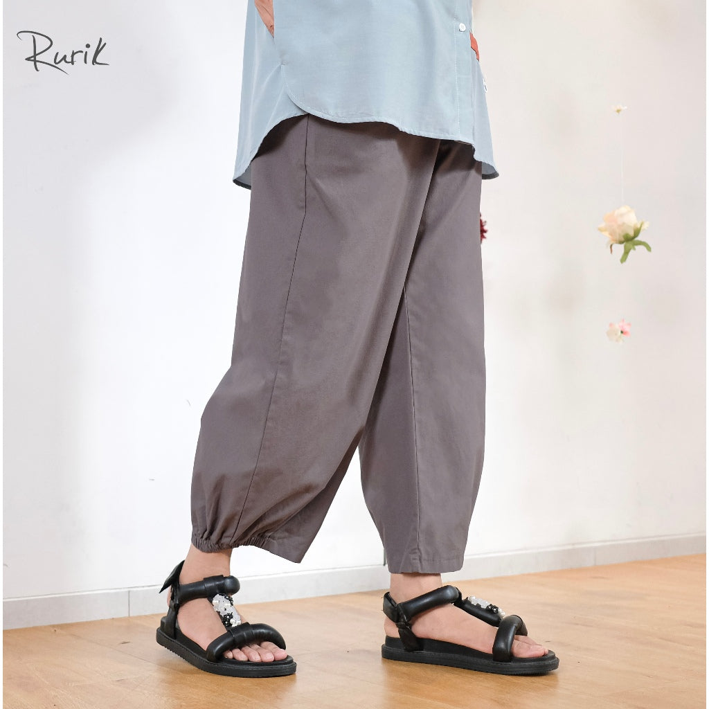 カミールパンツ