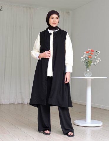 Rurik Outer Wanita Katun Inessa Vest